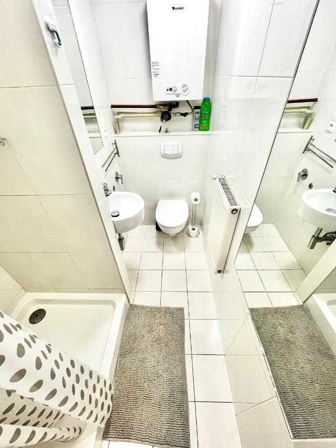 Bezagenta Rooms Centrum Warsaw Ngoại thất bức ảnh